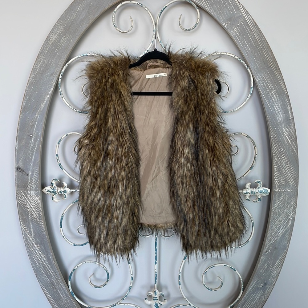 faux fur vest